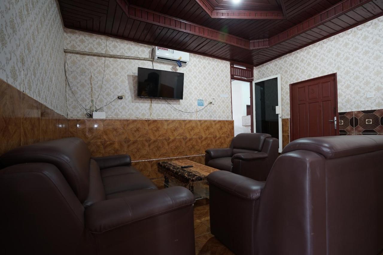 فندق أو واي أو 1234 سيلامباري Lubuklinggau المظهر الخارجي الصورة